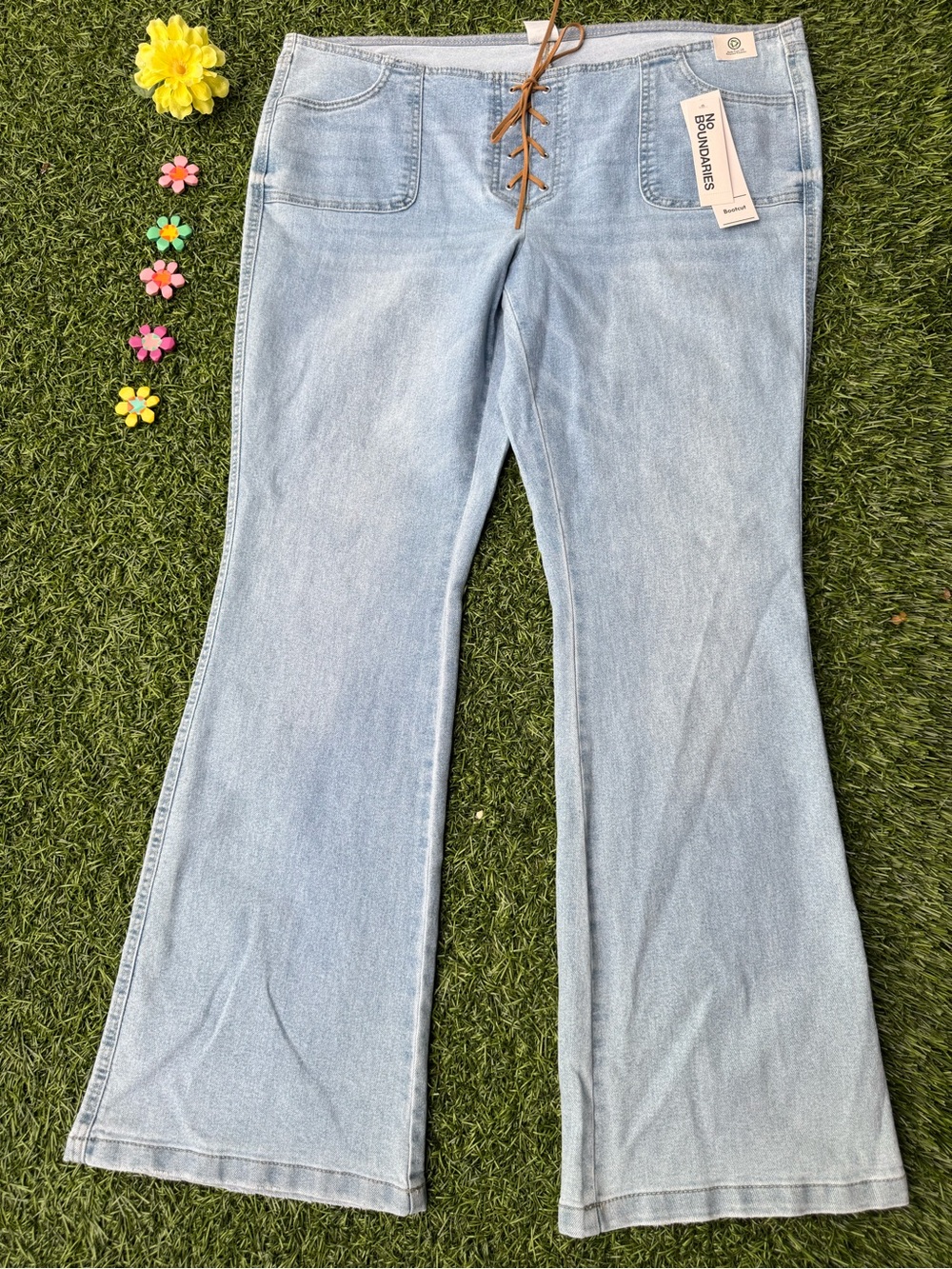 🩵🤍NWT No Boundaries Lace Up Bootcut Jeans XXL 20 Low Rise Medium Wash Y2K